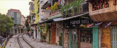 Vietnam - Hanoi - Street - David Lovejoy