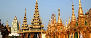 Shwedagon Pagoda exterior