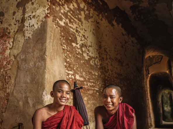 Chatting to monks in Salay 