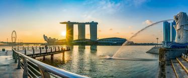 Sunrise over Marina Bay 