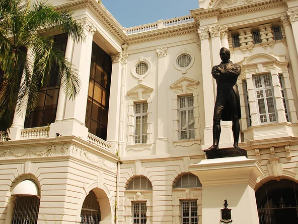 Statue outside Victoria Concert Hall in Singapore