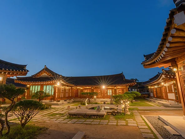 Courtyard at Hwangnamgwan hanok house at night