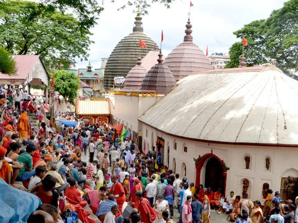 A street full of people in Ambubachimela