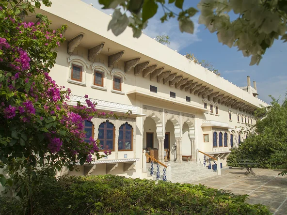 Dera Mandawa Courtyard