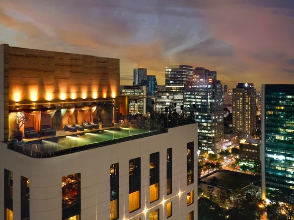Hotel des Arts Saigon Pool