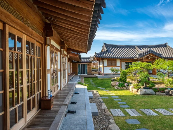 Hanok hotel accommodation in Wadamjeong and 1st Hanok Street Hanok on a South Korea small group tour