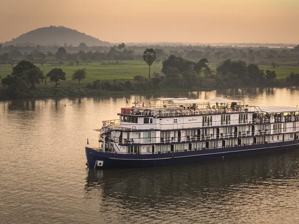 Jayavarman Cruise Exterior