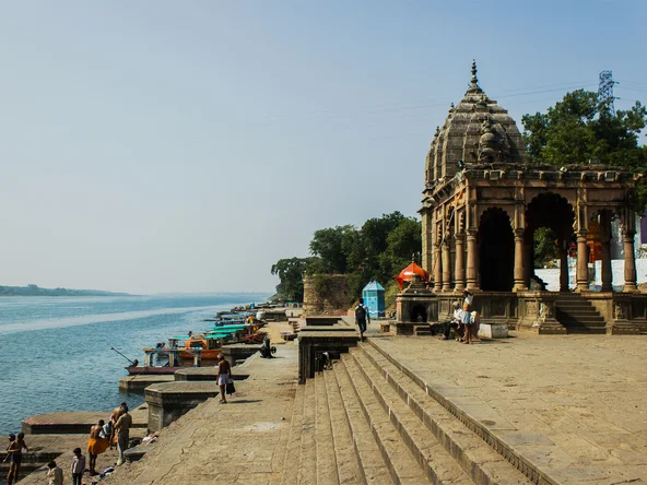 Maheshwar Ghats, Maheshwar, India