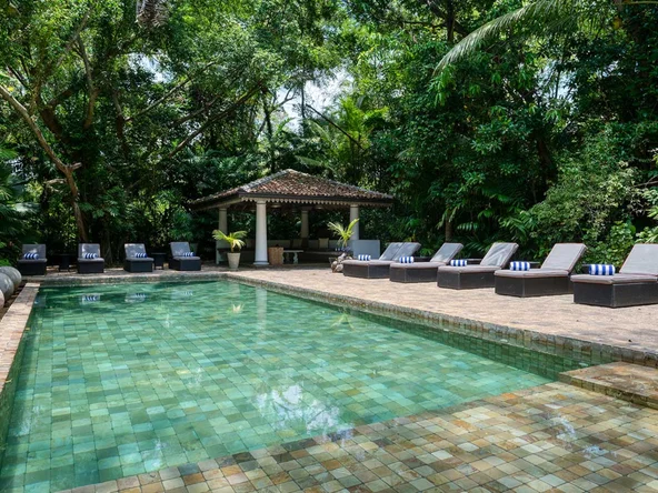 Wallawwa Pool, Kotugoda, Sri Lanka