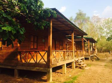 Lodge in Prey Veng - Alison Curry (c)