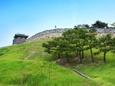 Suwon fortress walls