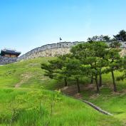 Suwon fortress walls