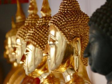 Golden Buddha heads in Bangkok