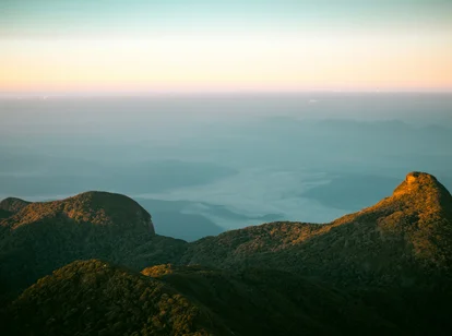 Sunrise Adam's Peak, Ella