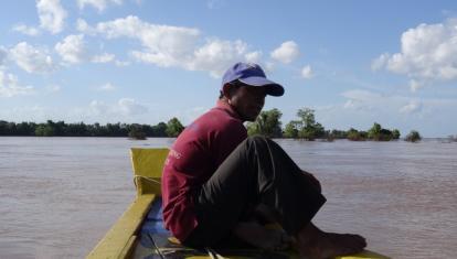On the way to spot Irrawaddy dolphins in Kratie.