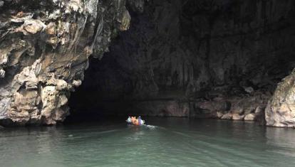 The entrance to Kong Lor Cave