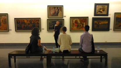1510 Sophie's Art Tour Hanoi - guide Bill Nguyen. Photo by Sophie Hughes2