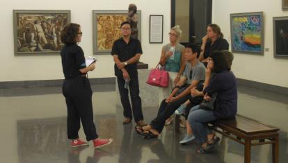 1510 Sophie's Art Tour Hanoi - guide Fabiola Buchele. Photo by Sophie Hughes4