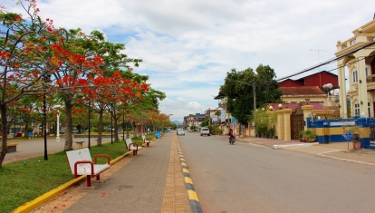 Wide roads in Kampot, Cambodia