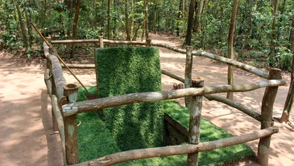 Cu Chi Tunnels Vietnam (10)