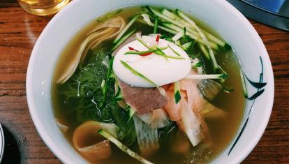 Naenmgyeon south korean food