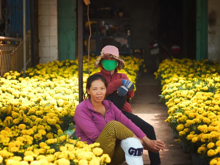 Tet flower sellers