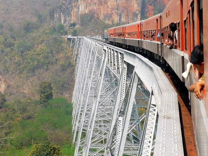 MYR- Gokteik Rail Viaduct-Pyin Oo Lwin