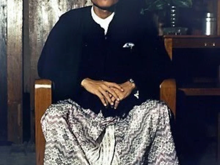 aung_san_color_portrait