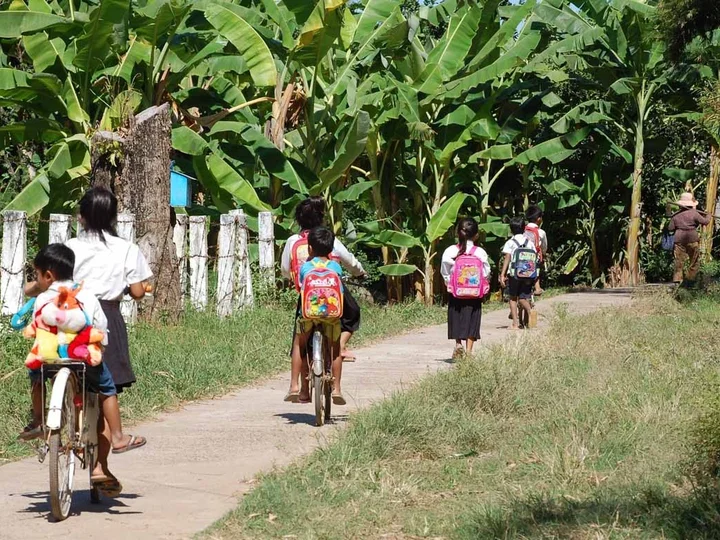 Kids on the way to school
