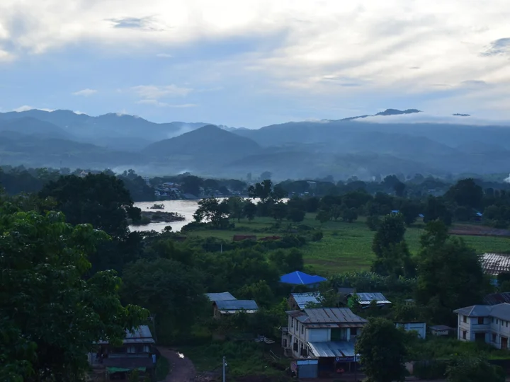 @Hsipaw_-_panoramio_(2)