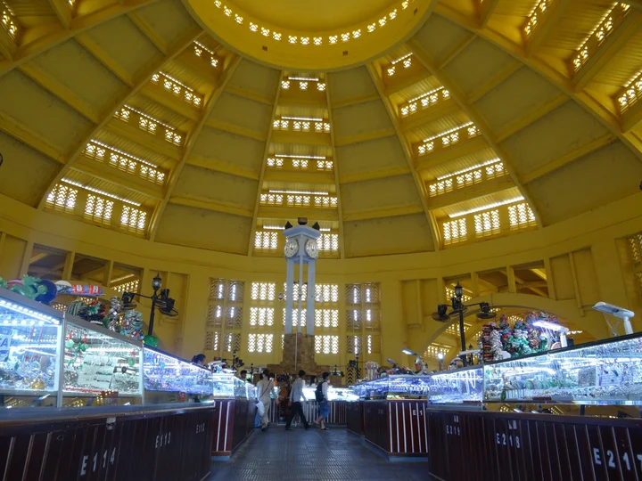 Market in Phnom Penh, modern architecture