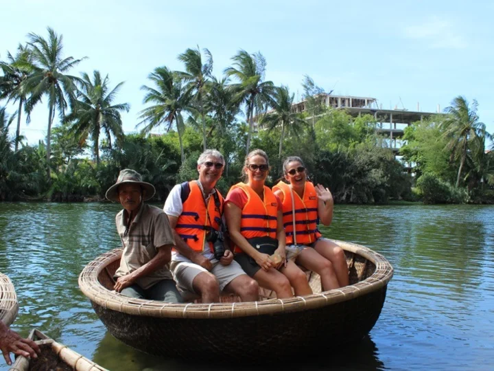 Basket-boat