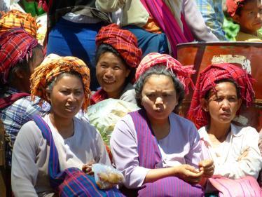 Inle 085