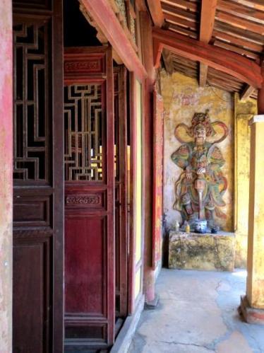 Vietnamese temple