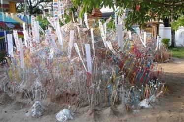 lao-new-year-sand-stupa