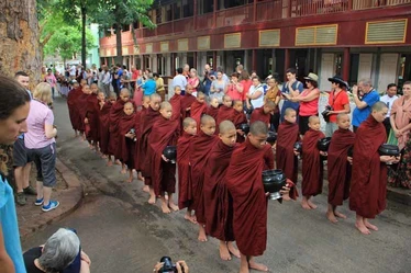 2015 11 Burma (195) - Mandalay