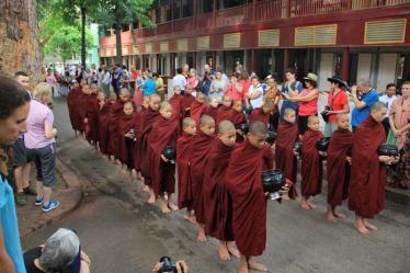 2015 11 Burma (195) - Mandalay