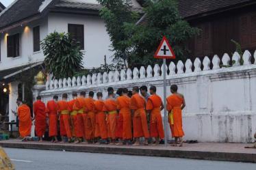 luang-prabang-morning-alms_5530