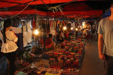 luang-prabang-night-market_5504