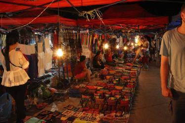 luang-prabang-night-market_5504