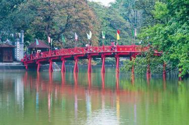 hoan-kiem-lake-norman-blaikie