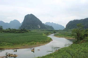 phong-nha-tu-lan-cave-trek_4528