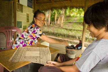Our-amazing-Batik-teacher-
