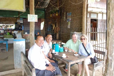 Tea House in Saw with Bobo and Ni Moe