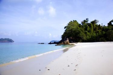 Burma-Boating-Mergui-Archipelago-beach-and-blue-ocean