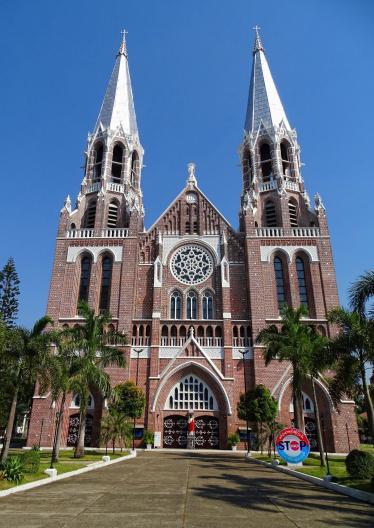 Yangon_St_Marys_Cathedral_2017