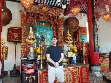 Hoi An - Dylan in Chinese Temple