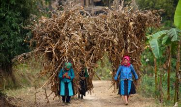 Ha_Giang_-_landscape_and_people_Ha-Giang-1