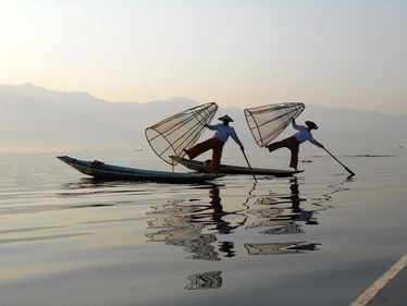 Inle Lake fishermen: a symbol of Burma