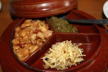 Lahpet & ginger salad